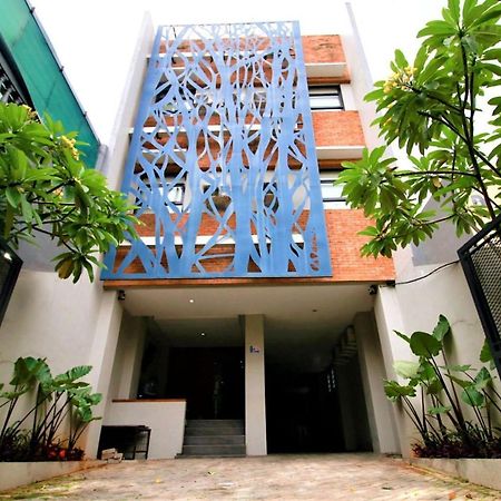 Hostel Bale Resident Jakarta Exterior foto