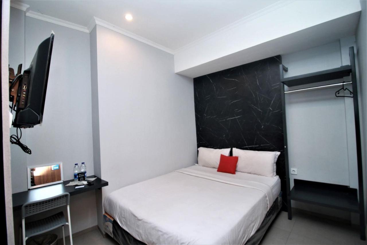 Hostel Bale Resident Jakarta Exterior foto