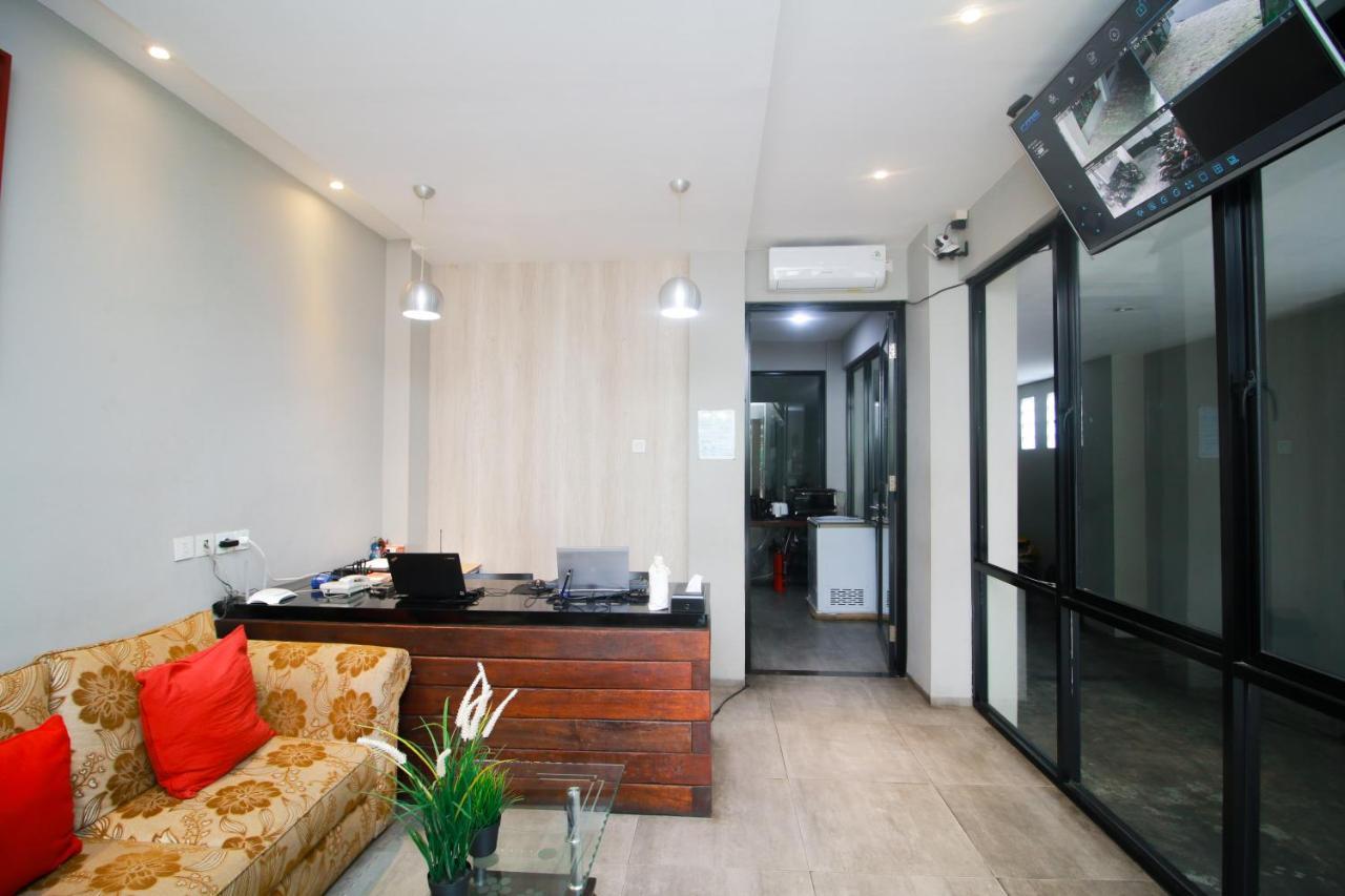 Hostel Bale Resident Jakarta Exterior foto